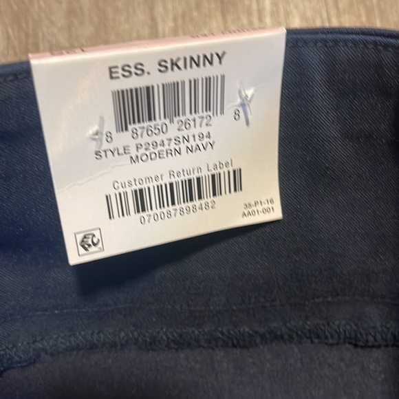 NWT ALFANI PULL ON NAVY DRESS PANT (12S) - Picture 7 of 8